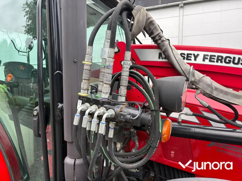 Traktor Massey Ferguson MF 4707