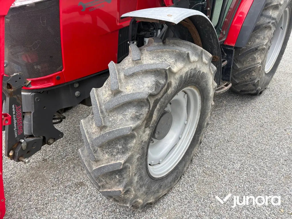 Traktor Massey Ferguson MF 4707