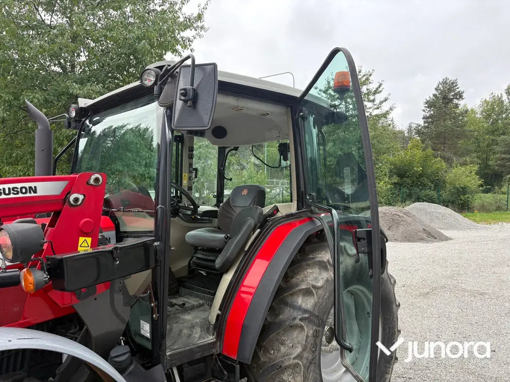 Traktor Massey Ferguson MF 4707