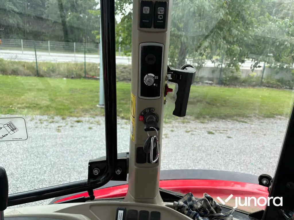 Traktor Massey Ferguson MF 4707