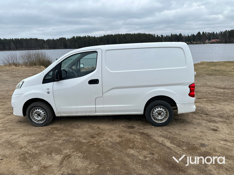 Nissan Skåpbil