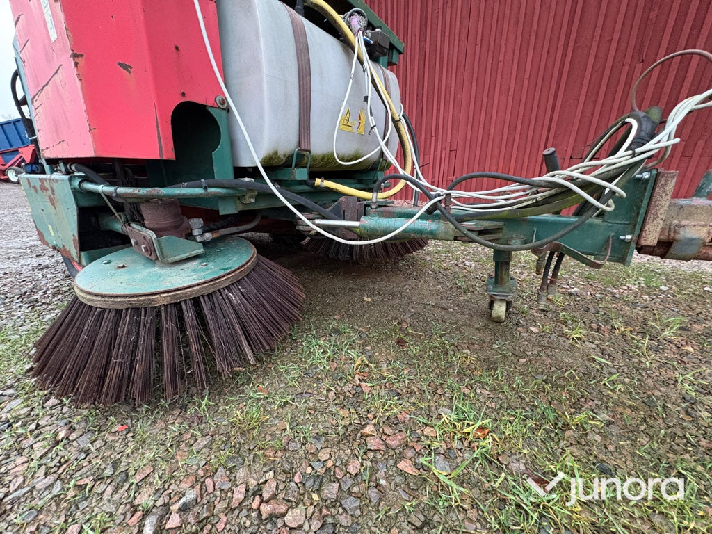 Uppsamlingssopmaskin – Pro Sweeper