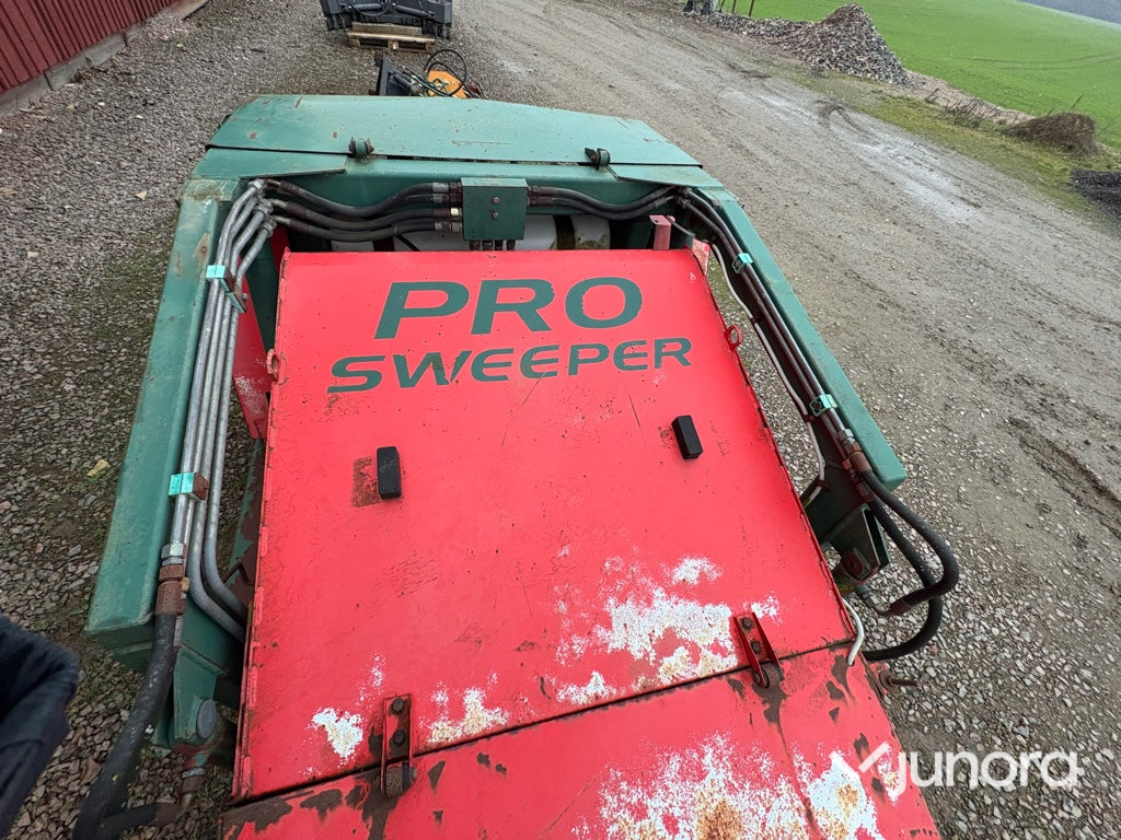 Uppsamlingssopmaskin – Pro Sweeper