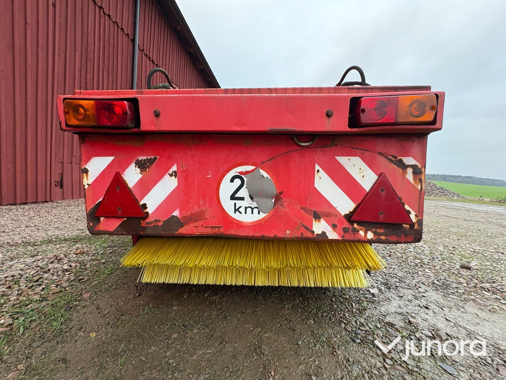 Uppsamlingssopmaskin – Pro Sweeper