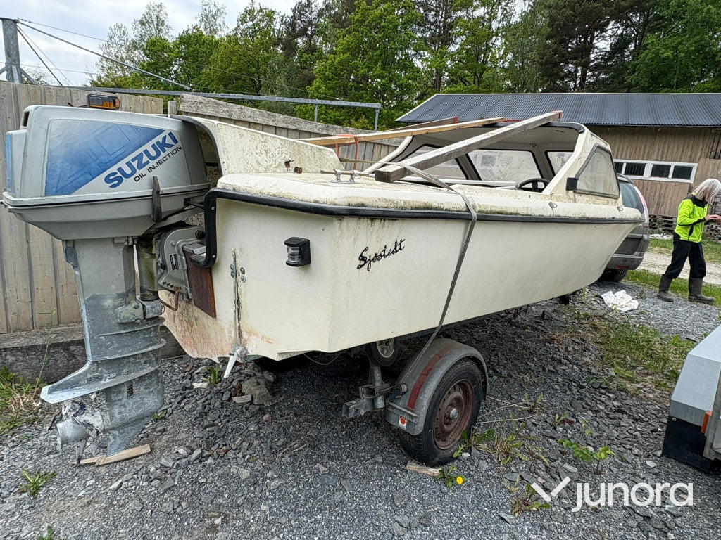 Båt Sjöstedts Cavalier med Suzuki Motor DT40 och Sigam Trailer