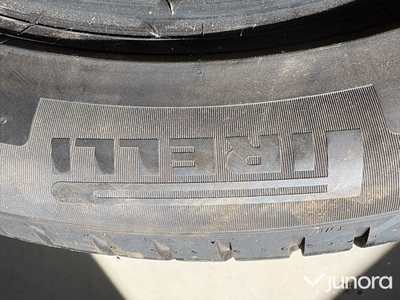 4st Pirelli 245/50-R19