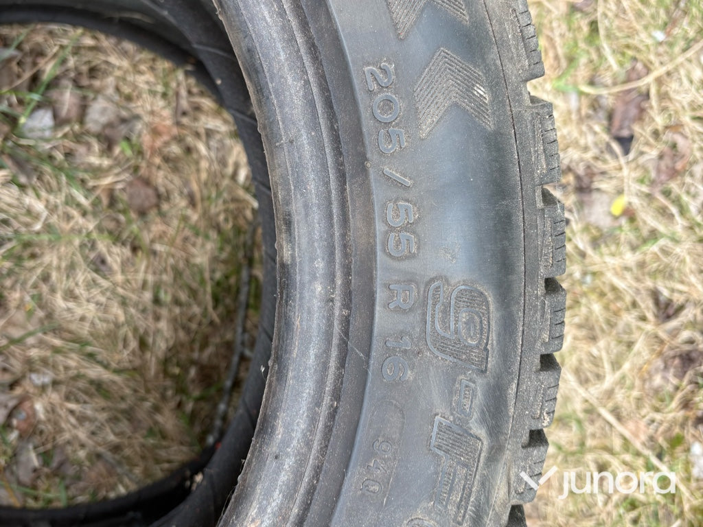 Vinterdäck - 205/55 R16, 2 st