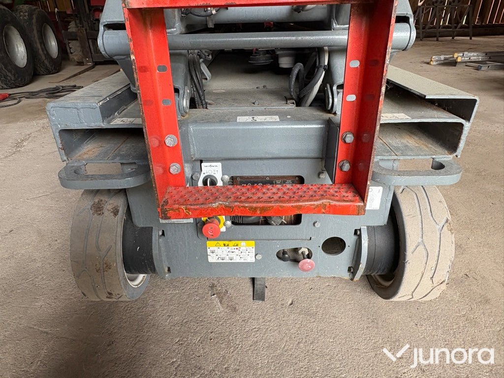 SKYJACK /Saxlift 6m batteri driven