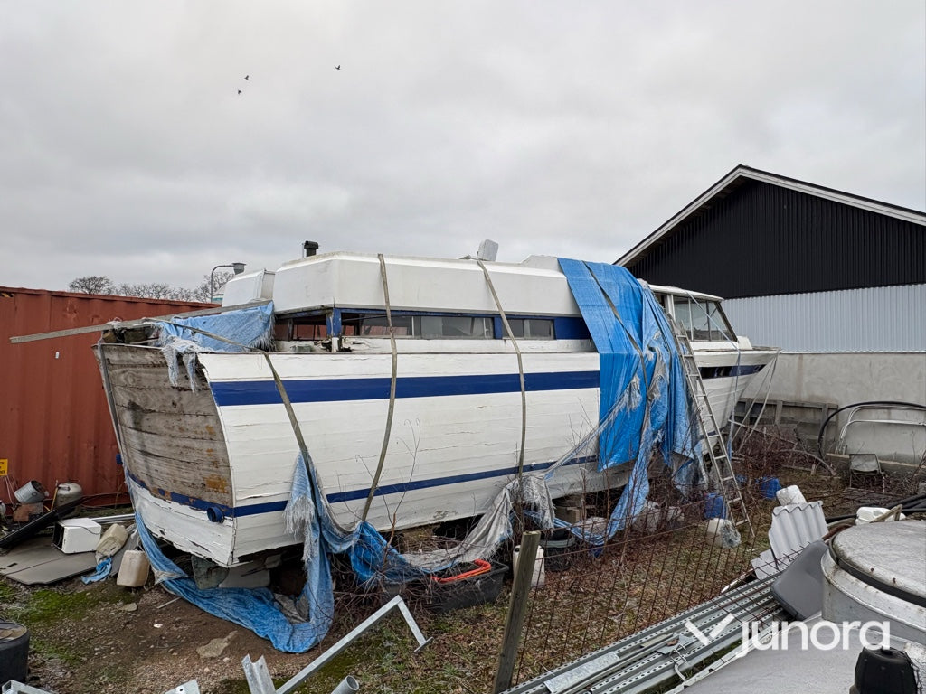 Båtmotorer – MarineDiesel Hammerhead MD350SC (2st), båt kan medfölja