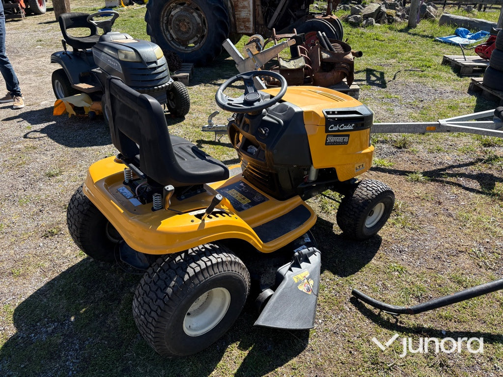 Åkgräsklippare Cub Cadet LT1 NS96