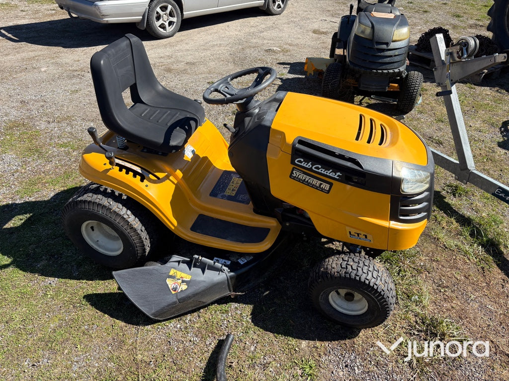 Åkgräsklippare Cub Cadet LT1 NS96