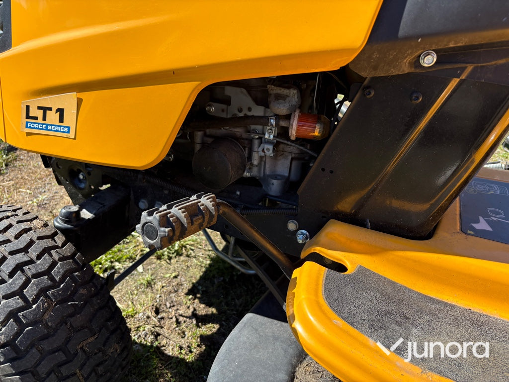 Åkgräsklippare Cub Cadet LT1 NS96