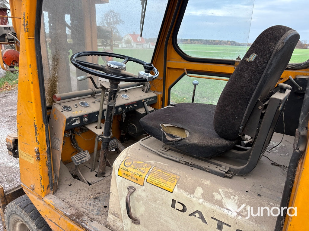 Gaffeltruck Datsun EG105