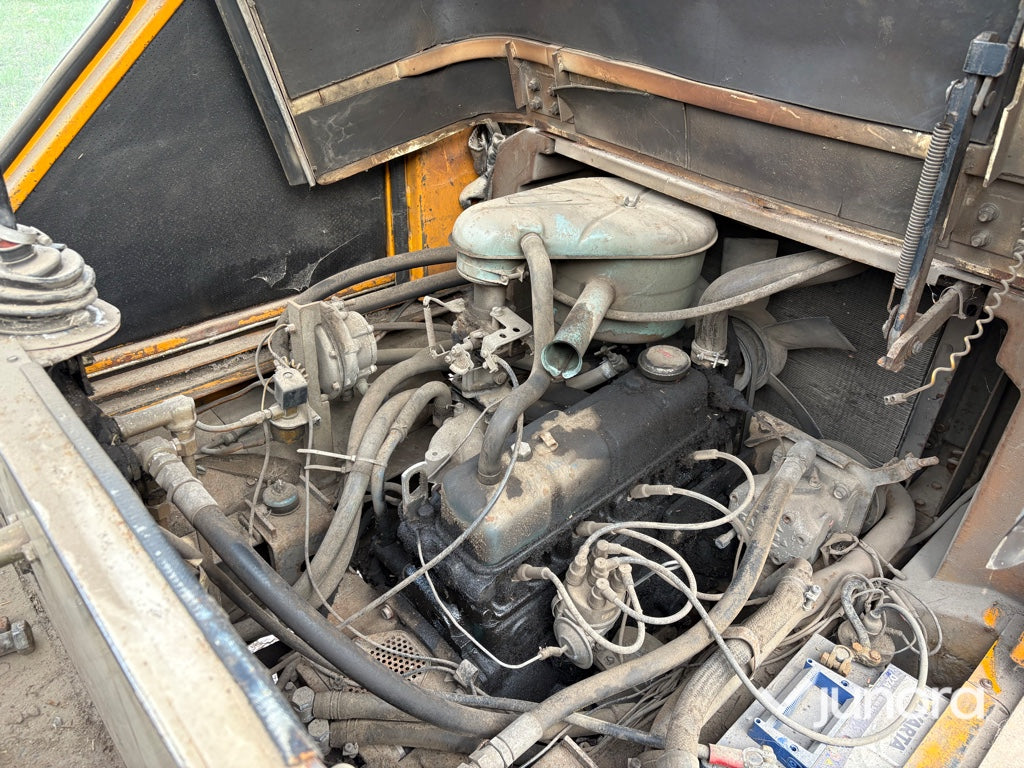 Gaffeltruck Datsun EG105
