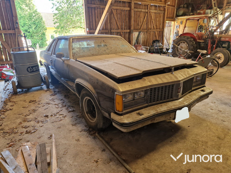 Oldsmobile 98 Regency C ( Garagefynd )