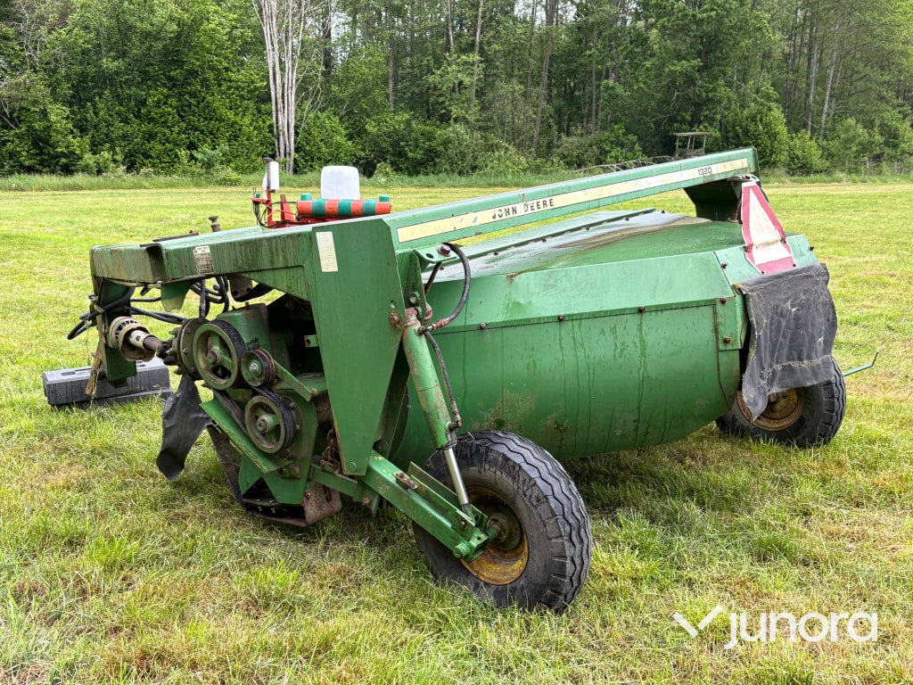 Slåtterkross John Deere E1320