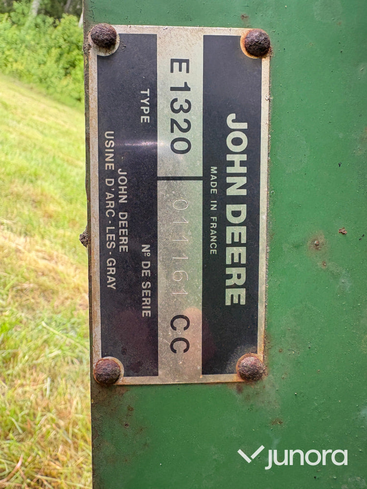 Slåtterkross John Deere E1320