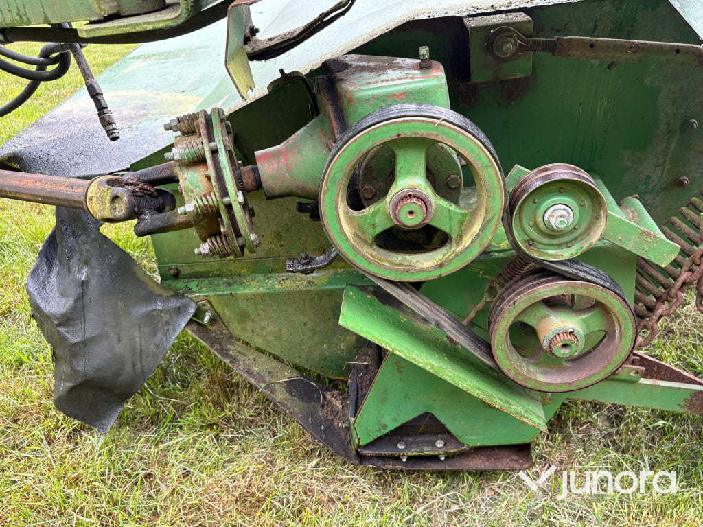 Slåtterkross John Deere E1320