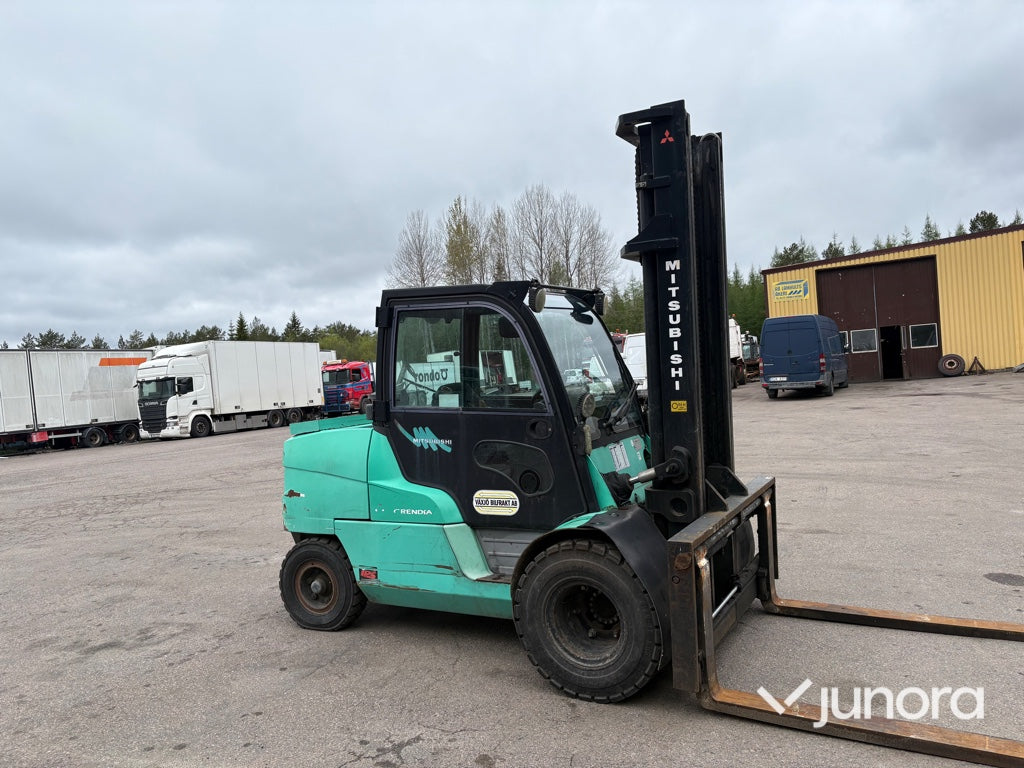 Dieseltruck - Mitsubishi, FD55N