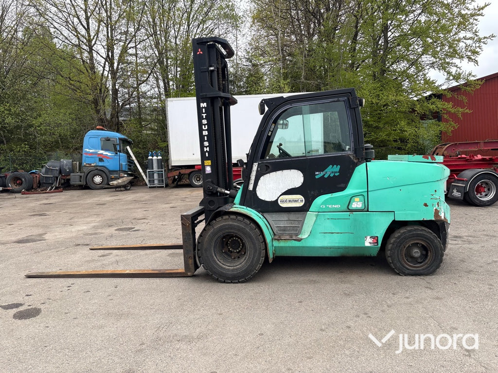 Dieseltruck - Mitsubishi, FD55N
