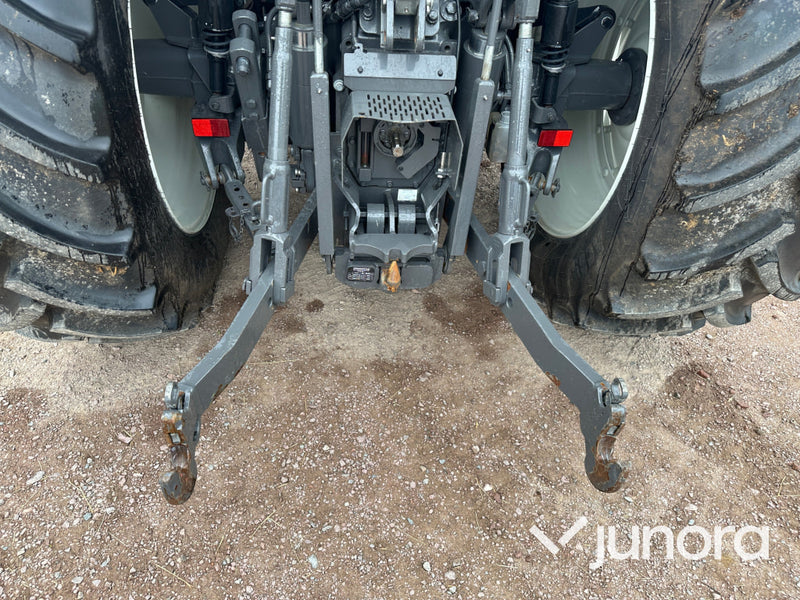 Valtra G 125 E Versu med lastare