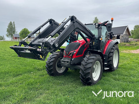 Valtra G 125 E Versu med lastare
