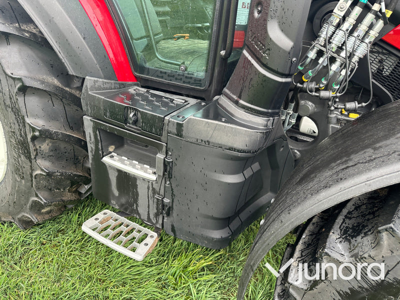Valtra G 125 E Versu med lastare