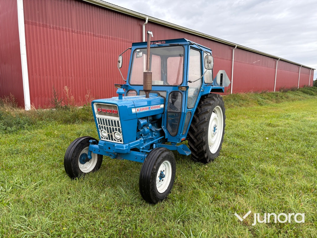 Traktor Ford 4000