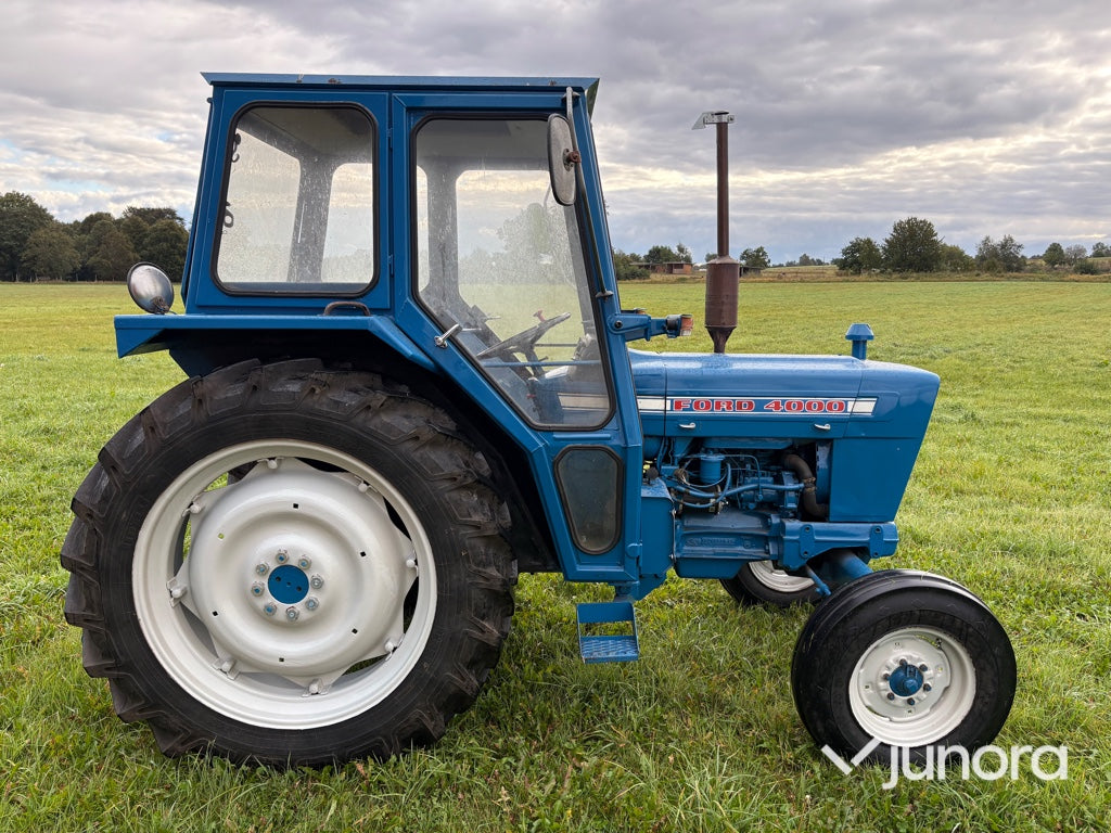 Traktor Ford 4000