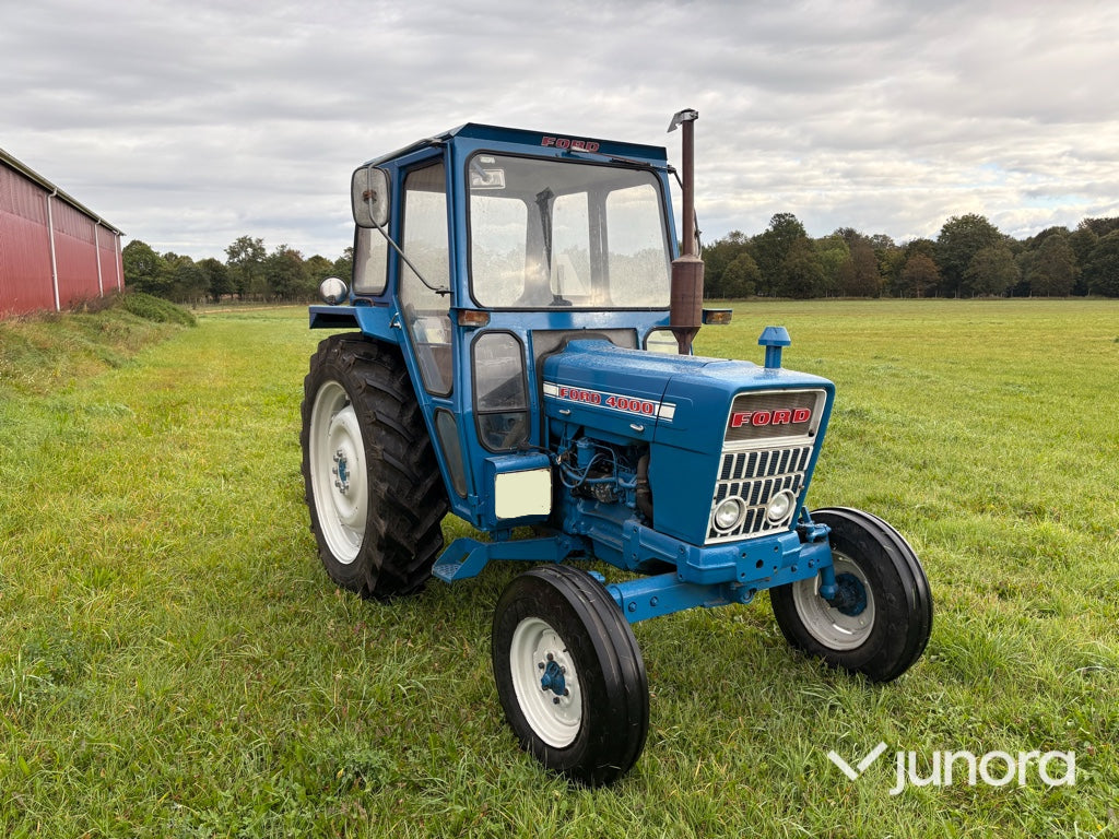Traktor Ford 4000