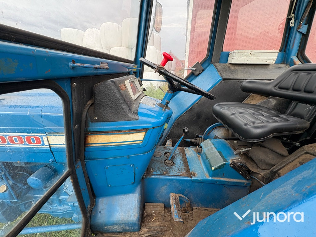 Traktor Ford 4000