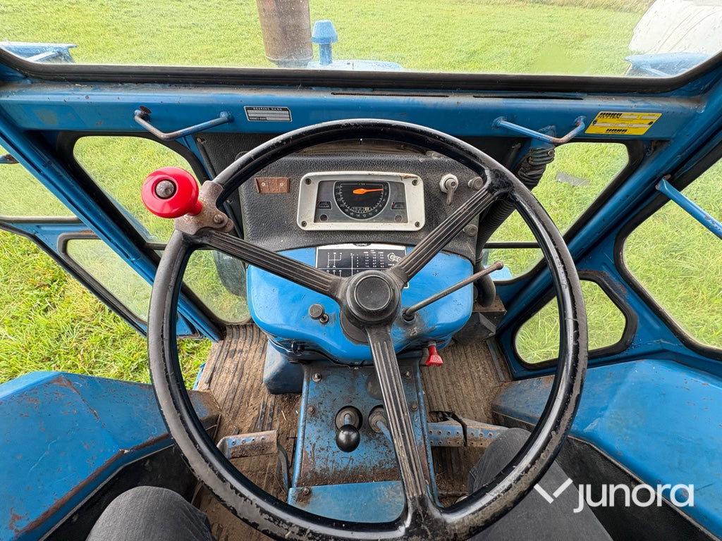 Traktor Ford 4000