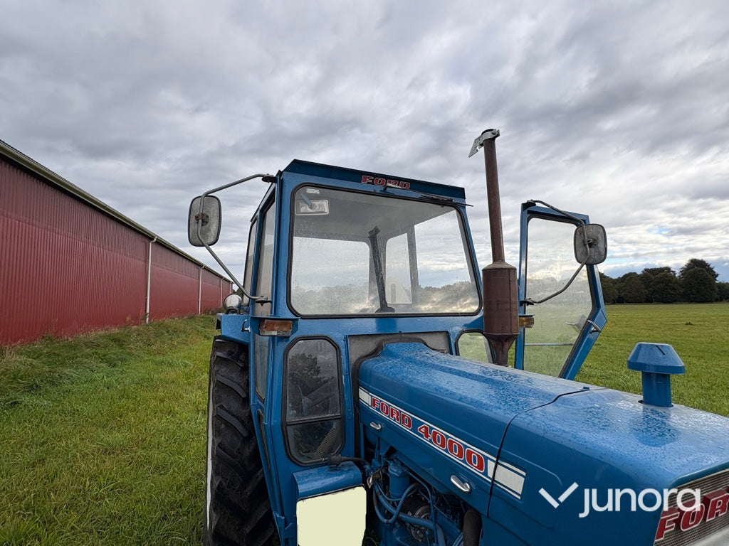 Traktor Ford 4000