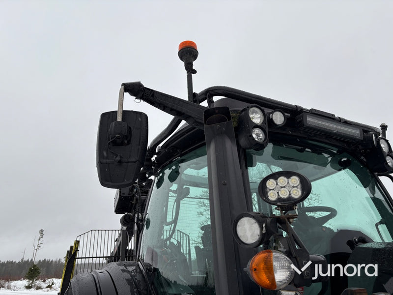 Traktor – Valtra N175 Direct, med twintrac & lastare