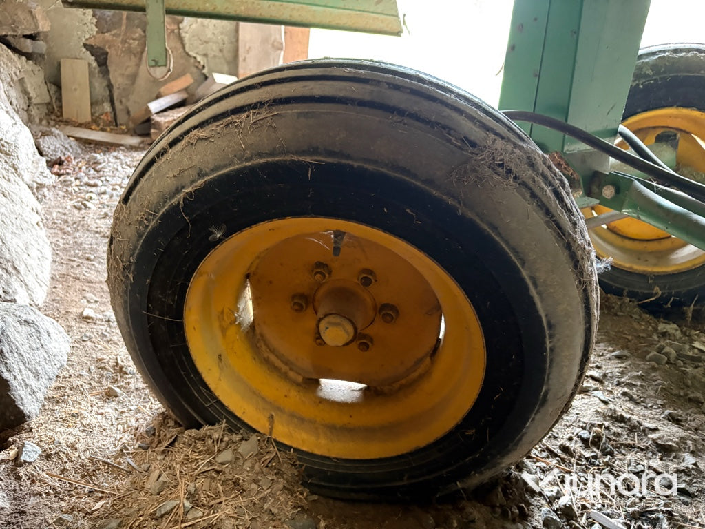 Skördetröska Volvo BM Aktiv 800