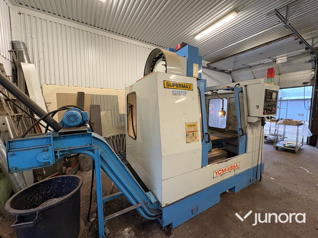 Bearbetningscenter (CNC-fräs) – Supermax YCM-V85A