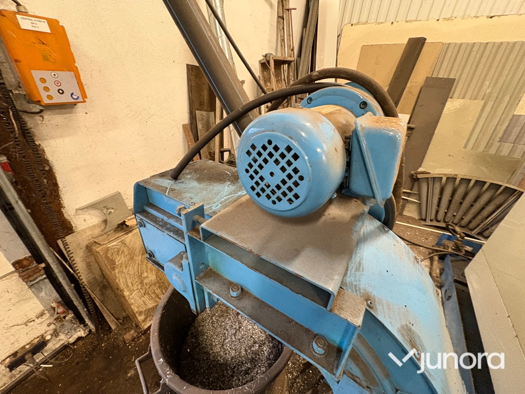 Bearbetningscenter (CNC-fräs) – Supermax YCM-V85A