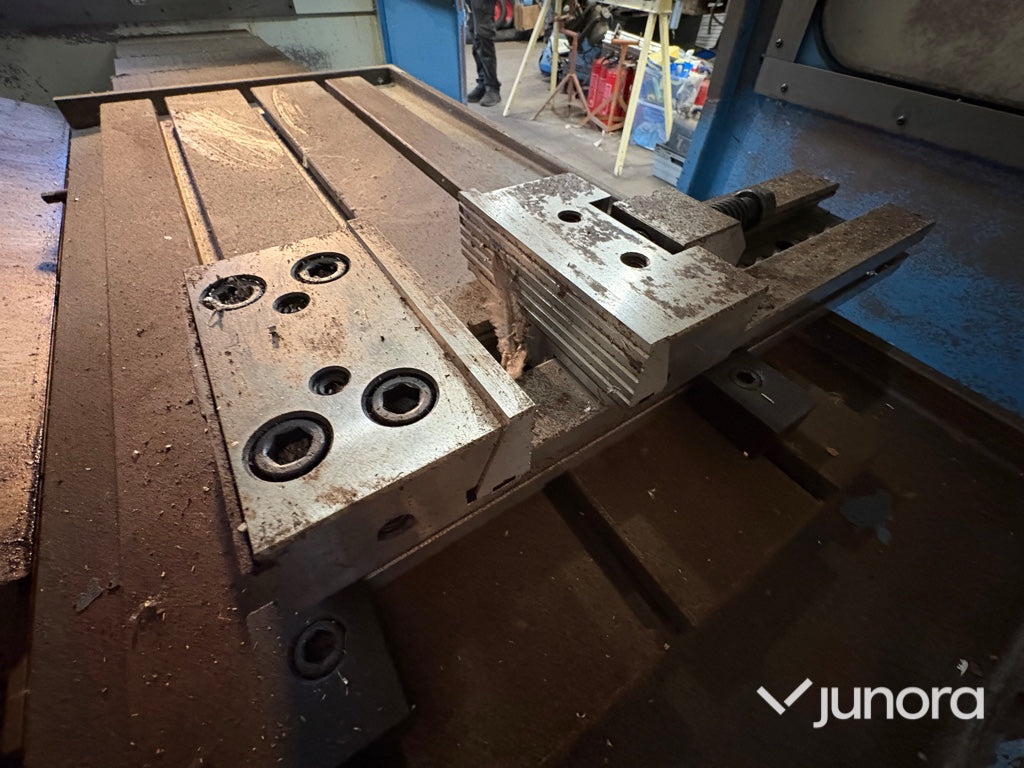 Bearbetningscenter (CNC-fräs) – Supermax YCM-V85A
