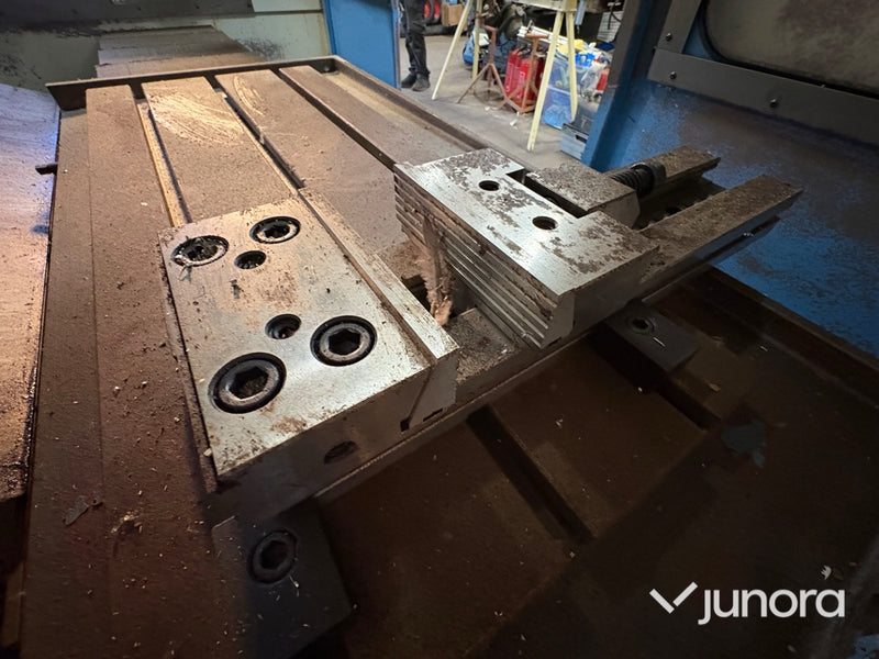 Bearbetningscenter (CNC-fräs) – Supermax YCM-V85A