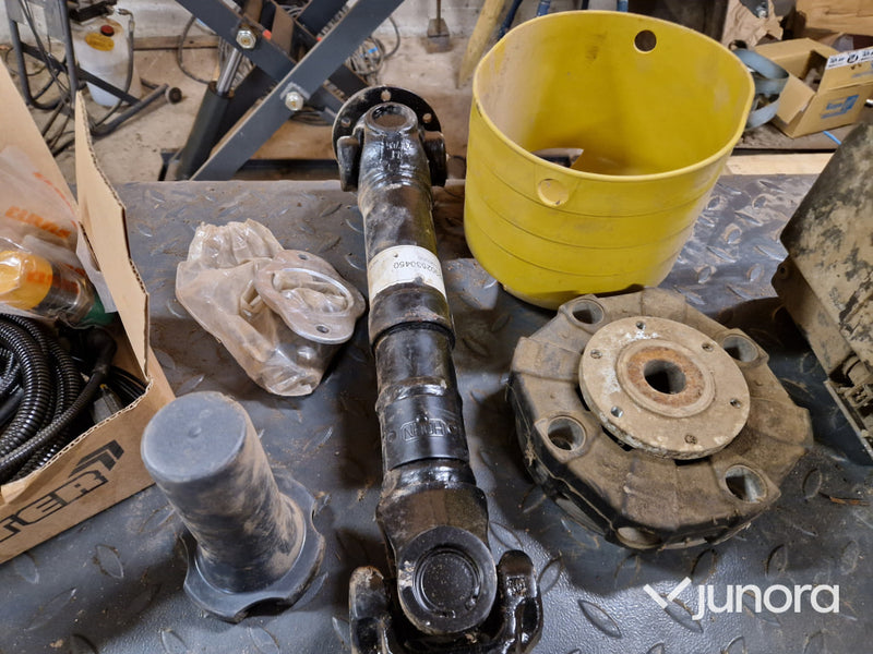 Front PTO - till Claas Arion 610