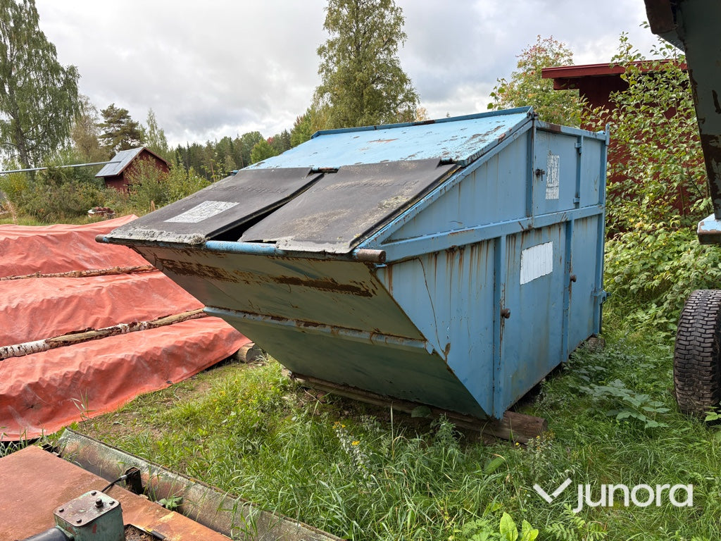 Täckt liftdumpercontainer 10 m3