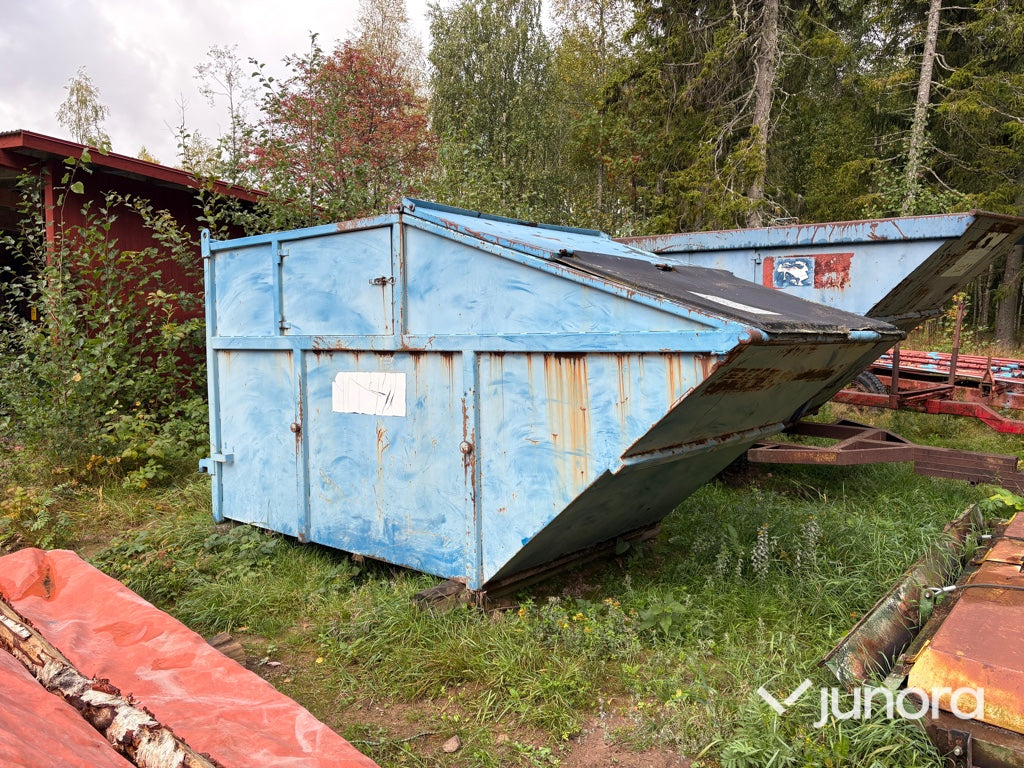 Täckt liftdumpercontainer 10 m3