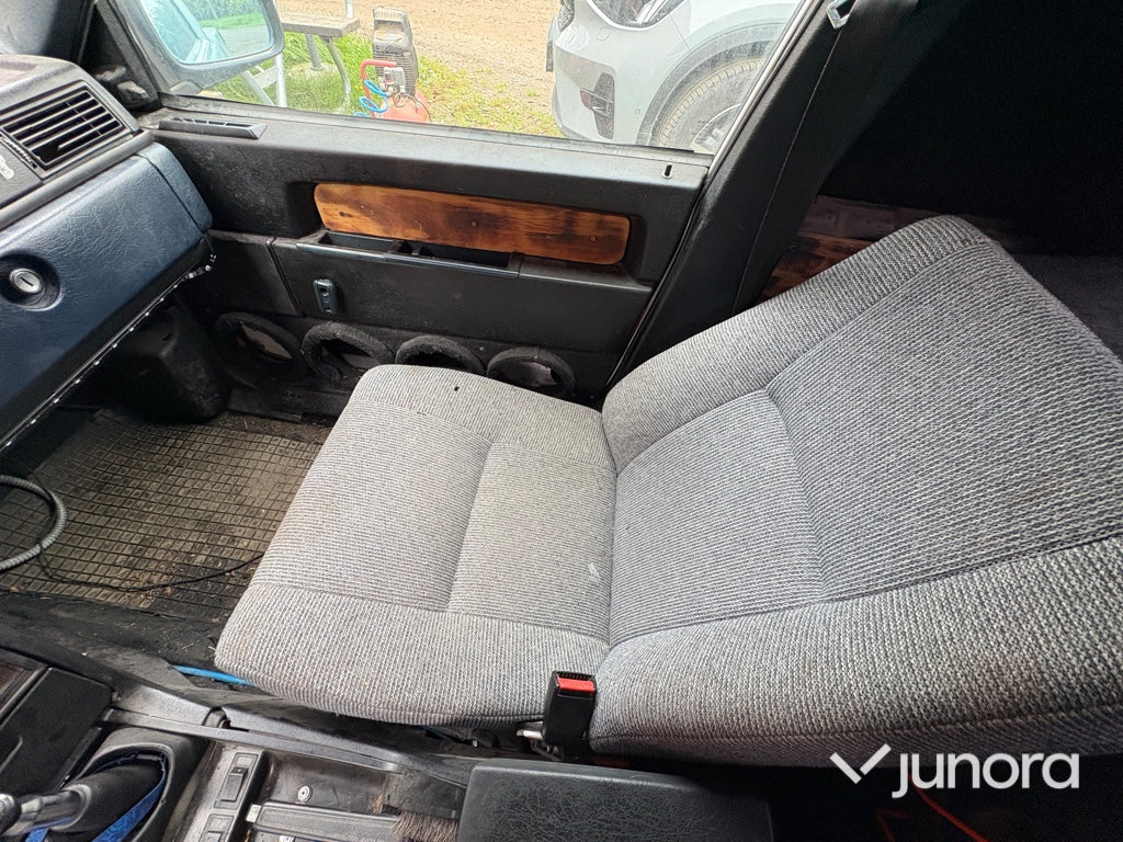 A-Traktor Volvo 740
