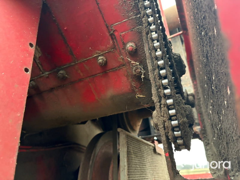 Skördetröska - MF 31