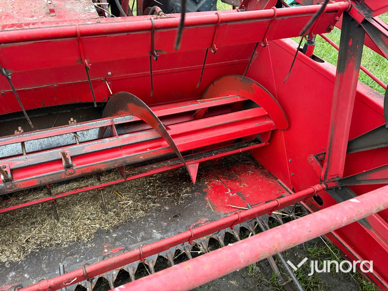 Skördetröska - MF 31