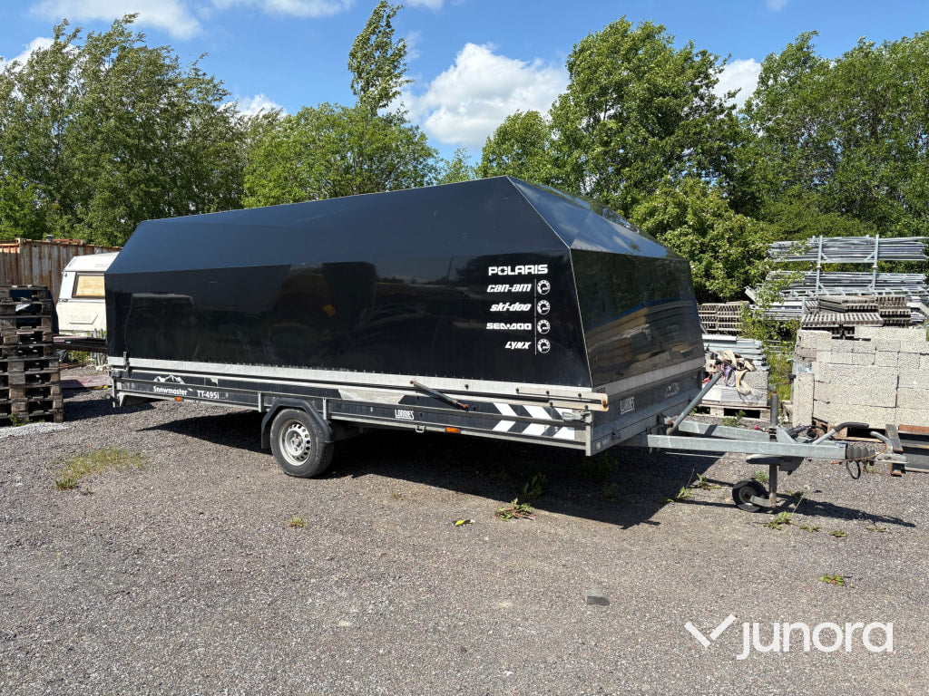 Släpvagn Lorries Snowmaster TT495-i med kåpa