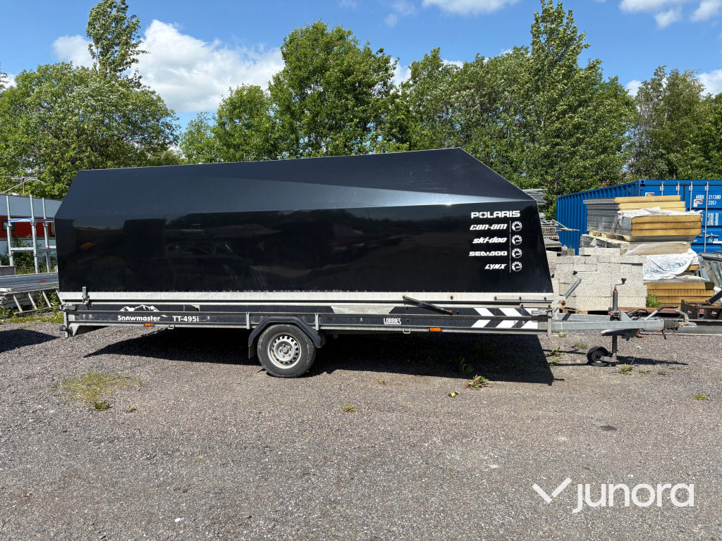 Släpvagn Lorries Snowmaster TT495-i med kåpa