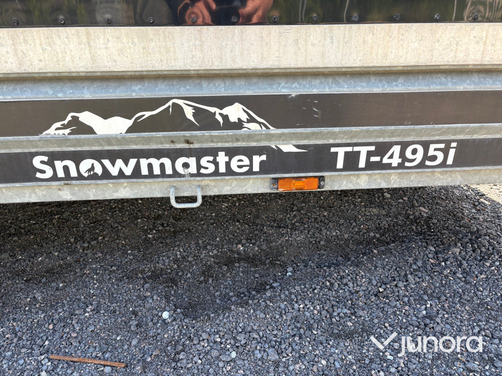 Släpvagn Lorries Snowmaster TT495-i med kåpa