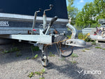 Släpvagn Lorries Snowmaster TT495-i med kåpa