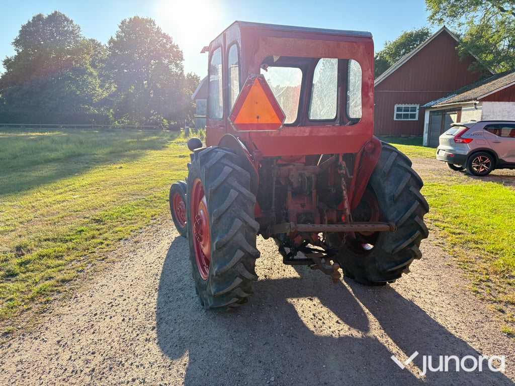 Volvo BM 320 Buster